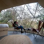 بيت ضيافة Fernwood 4*
